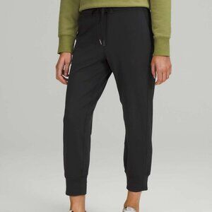 Lululemon Black Ready to Rulu High Rise Cropped Jogger Size 4